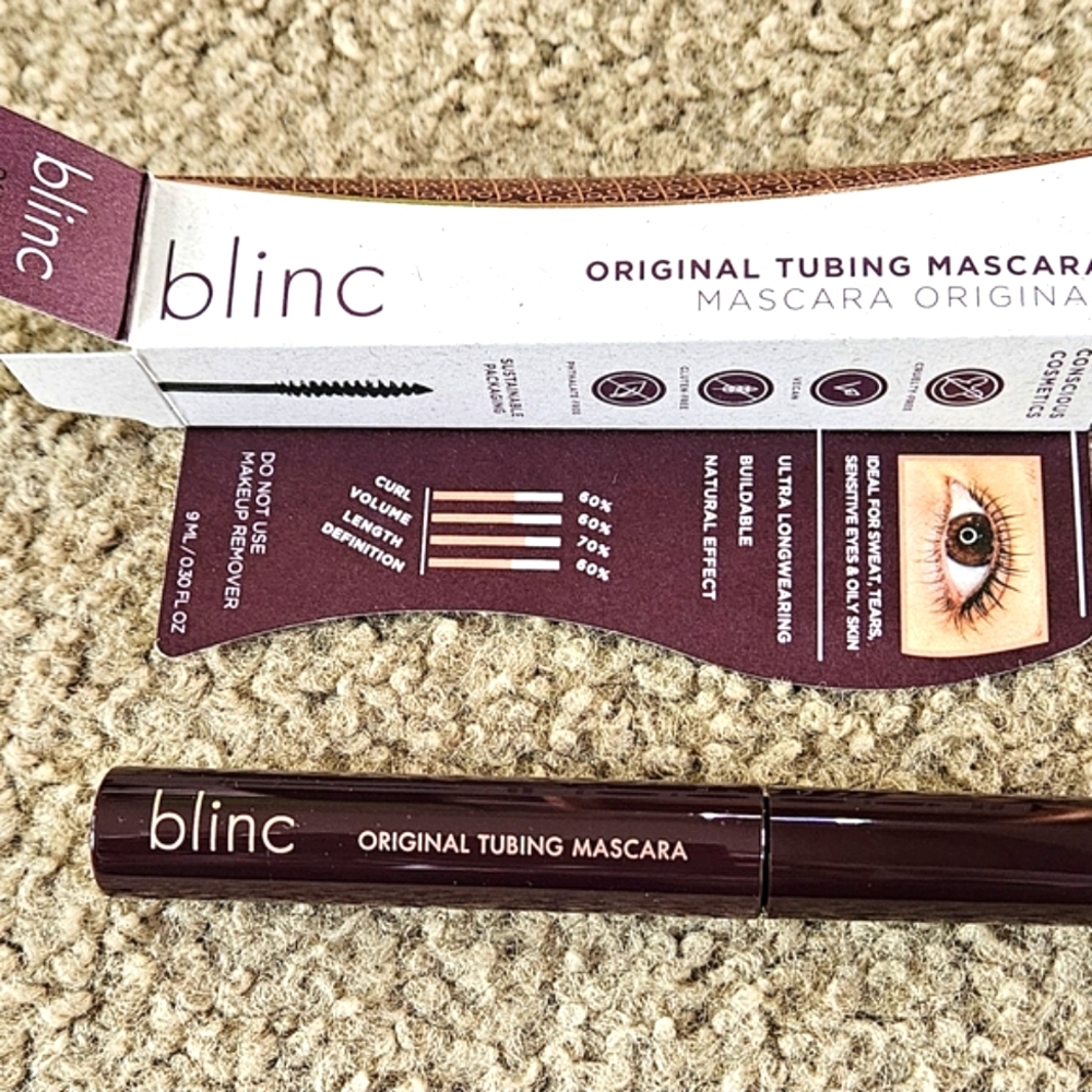 Blinc Tubing Mascara in Black